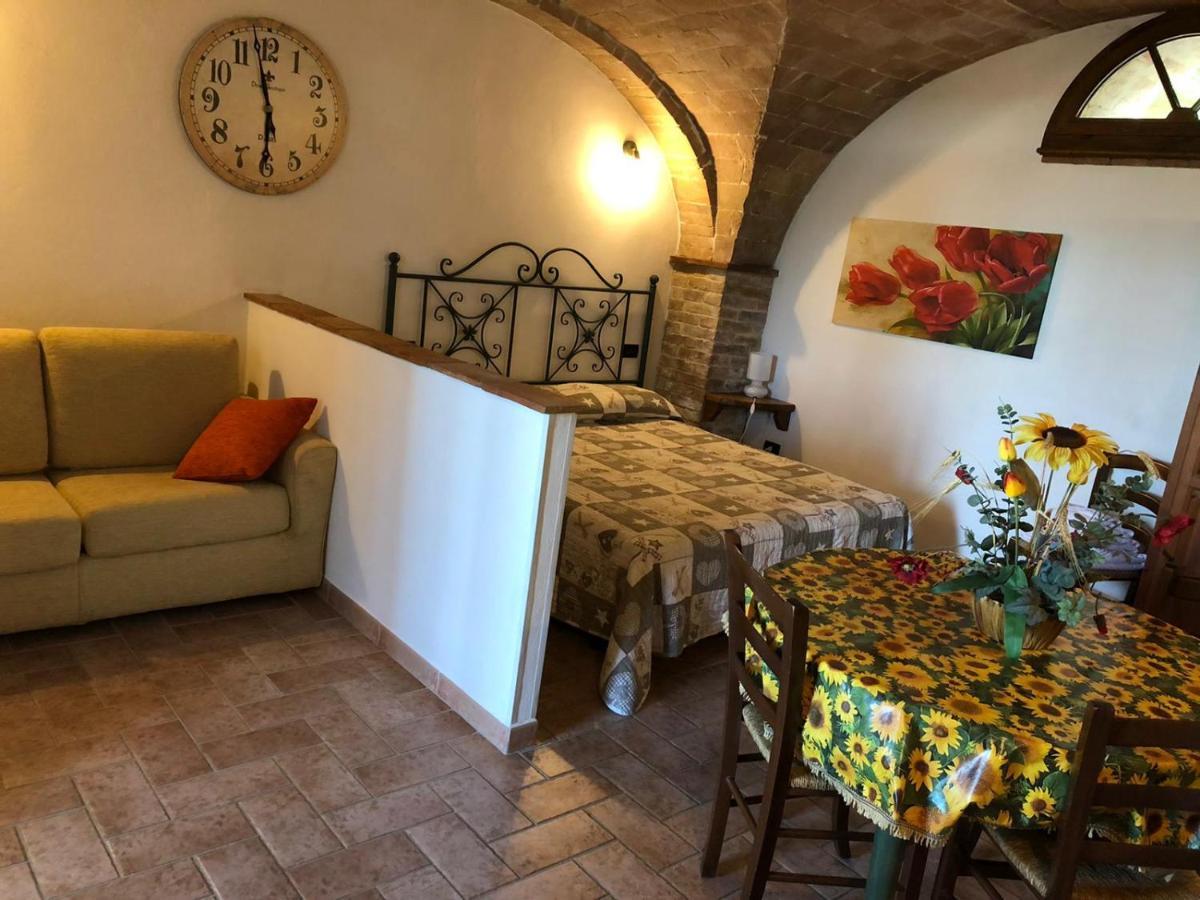 Agriturismo Casale Giulia Volterra Zewnętrze zdjęcie